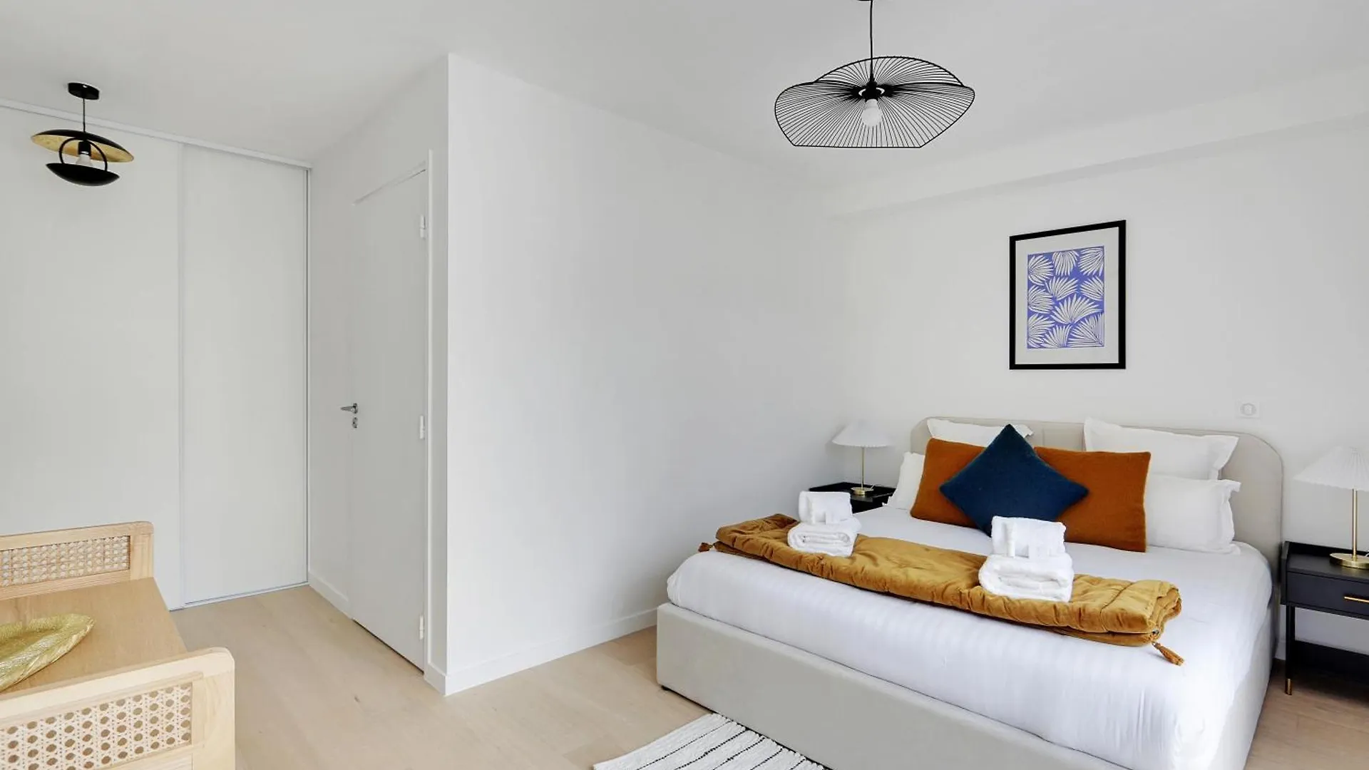 Pick A Flat's In Montmartre - Rue Ordener Paris