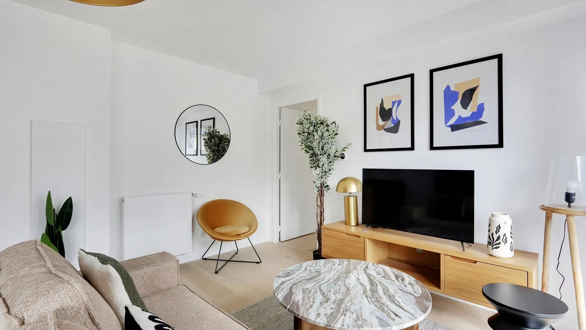 Pick A Flat's In Montmartre - Rue Ordener * Paris
