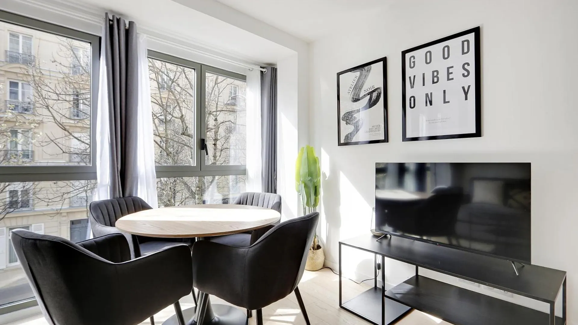 Pick A Flat's In Montmartre - Rue Ordener Apartment Paris