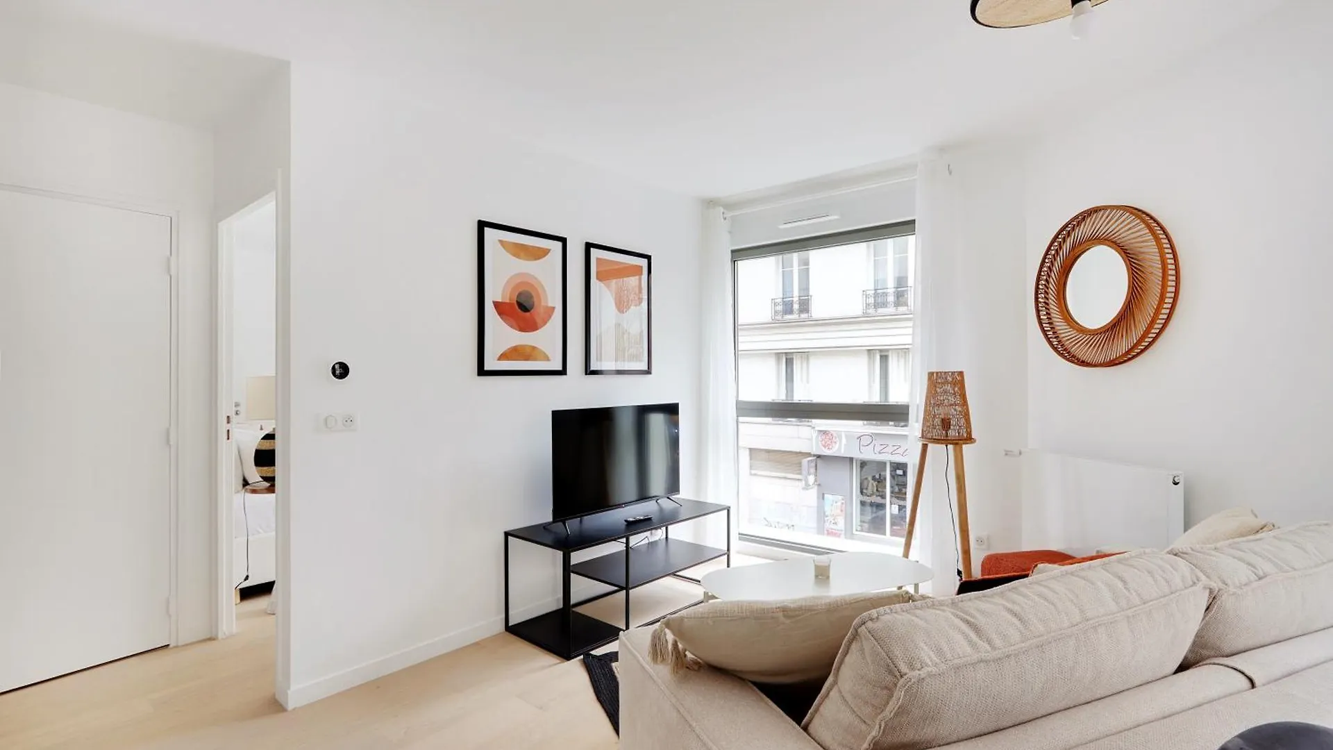 Pick A Flat's In Montmartre - Rue Ordener *